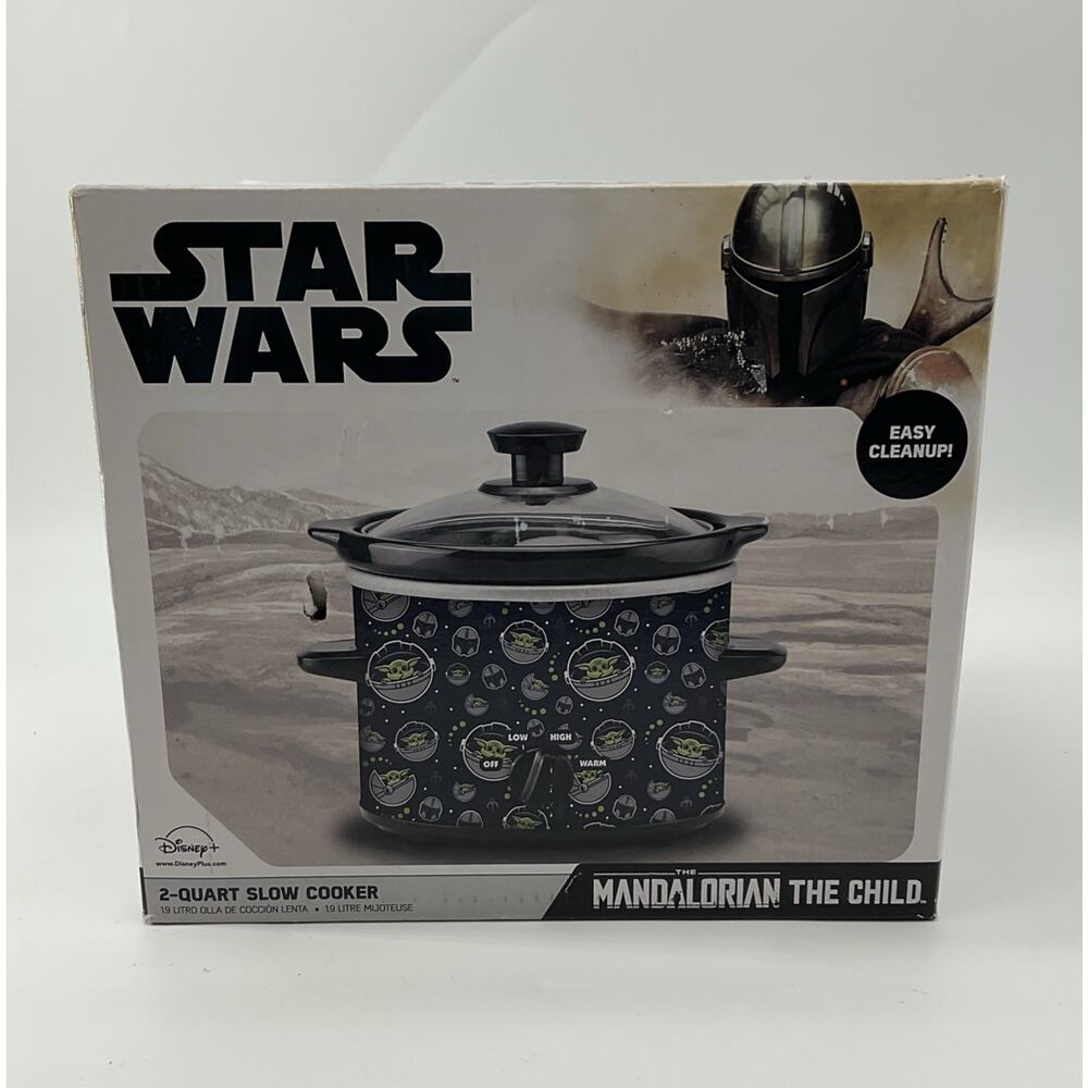 Uncanny Brands Disney Star Wars The Mandalorian 2 Quart Slow Cooker Baby Yoda